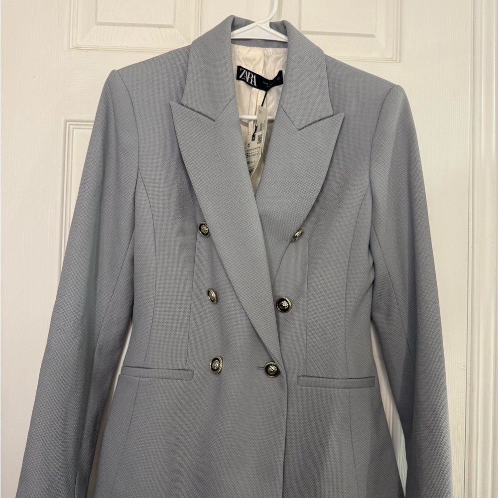 Zara Women's Light Gray Blazer with Gold Buttons